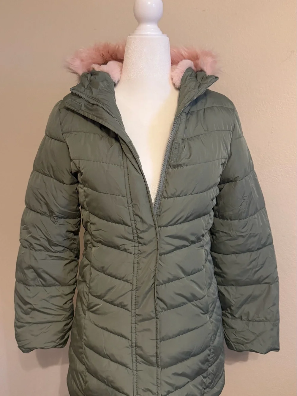 Children’s Place Girls Long Sleeve Faux Fur Hooded Long Puffer Jacket